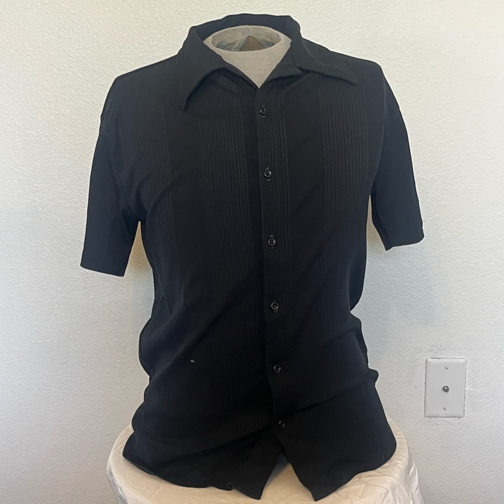 Positano Black Ribbed button down short sleeve shirt